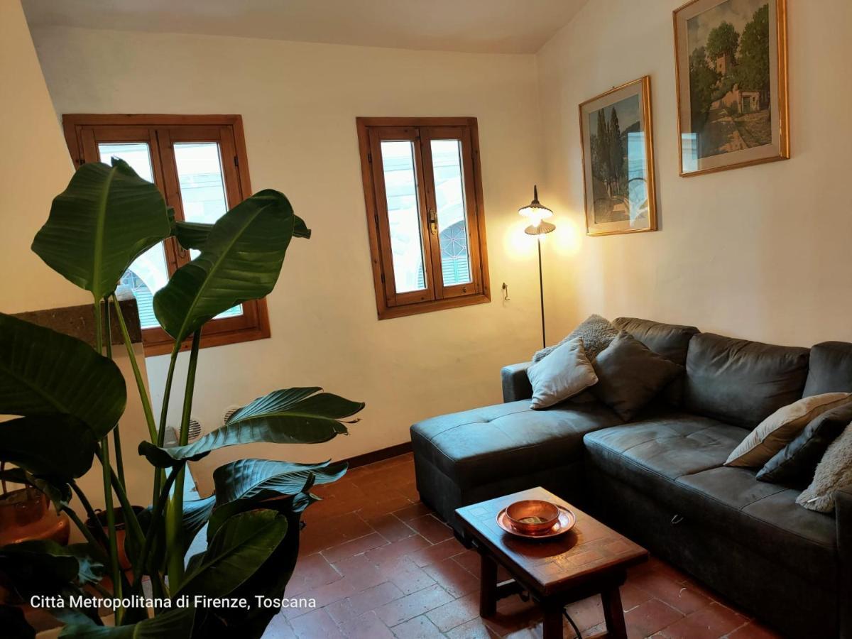 overlooking’s Duomo apartment in Mercato Centrale Firenze Esterno foto