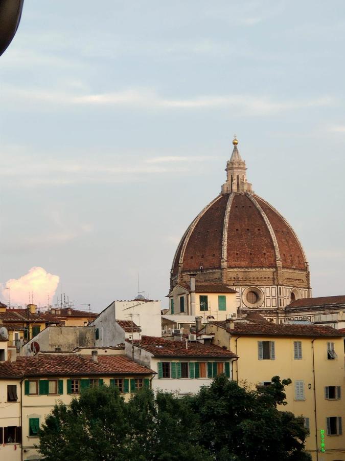 overlooking’s Duomo apartment in Mercato Centrale Firenze Esterno foto